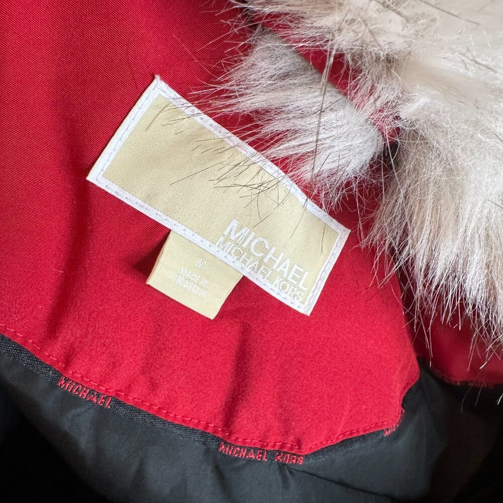 MICHAEL KORS WINTER COAT W/ FUR TRIM  ✨ Size M ✨ - Picture 3 of 13
